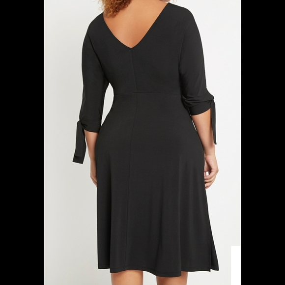 ELOQUII FIT AND FLARE MIDI DRESS - Picture 2 of 6